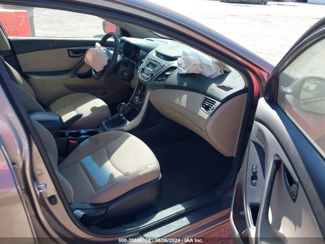Hyundai ELANTRA SE 2015 5NPDH4AE4FH643247 Image 5