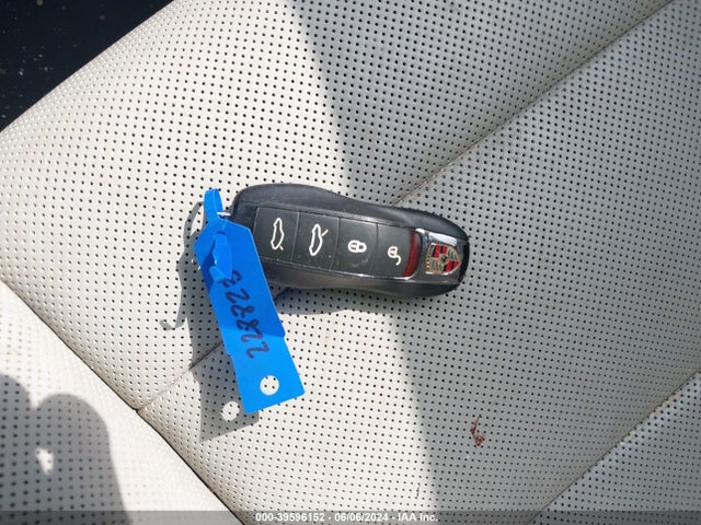 2019 PORSCHE 718 BOXSTER WP0CB2A80KS228823 Photo 10