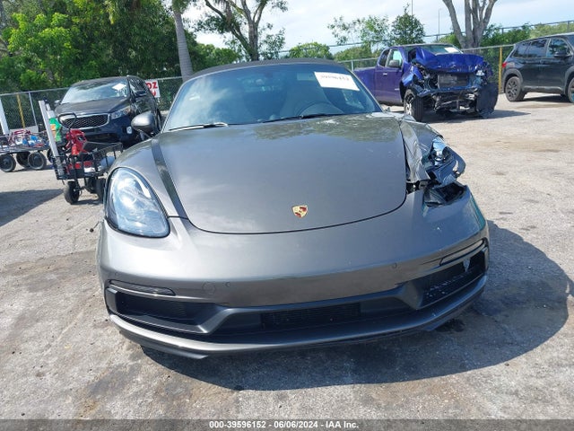 WP0CB2A80KS228823 Porsche 718 Boxster Gts