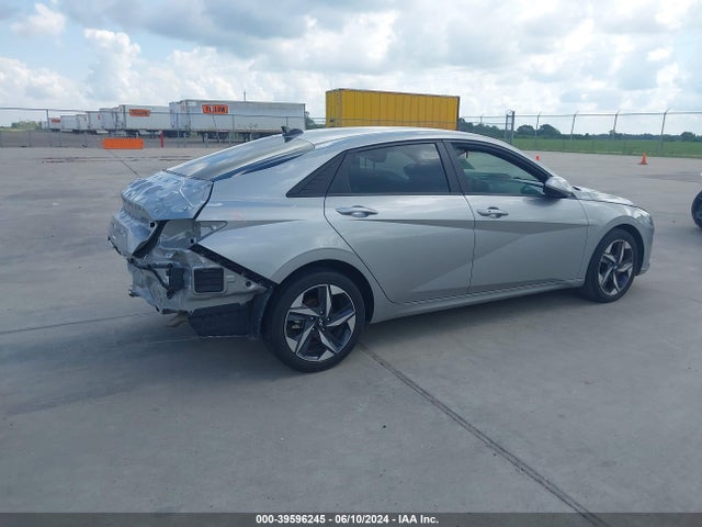 Hyundai ELANTRA SEL 2023 5NPLS4AG8PH093308 Image 4