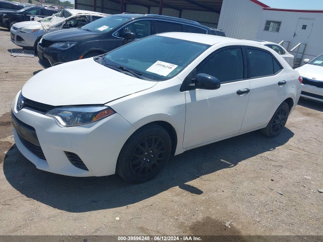 Toyota COROLLA LE 2016 5YFBURHE4GP544745 Image 2