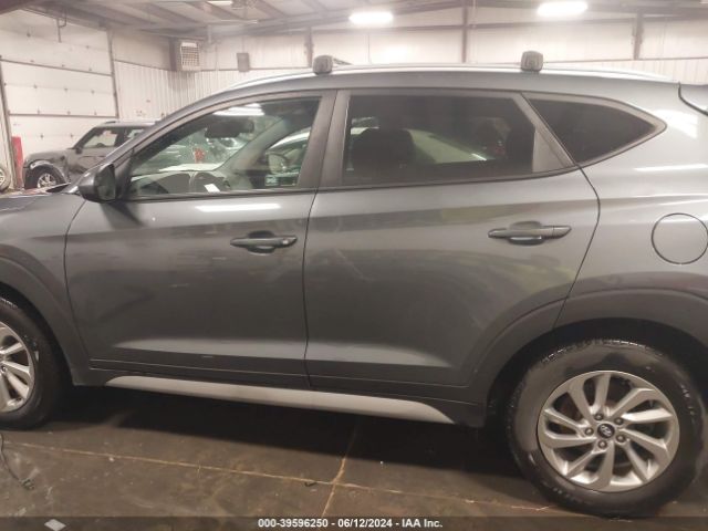 KM8J3CA48JU826020 Hyundai TUCSON SEL