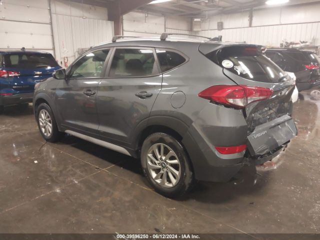 KM8J3CA48JU826020 Hyundai TUCSON SEL