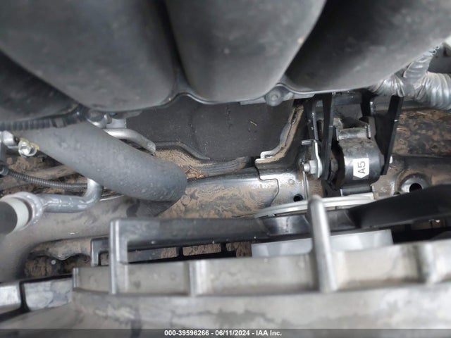 Toyota COROLLA IM 2018 JTNKARJE7JJ554048 Image 13