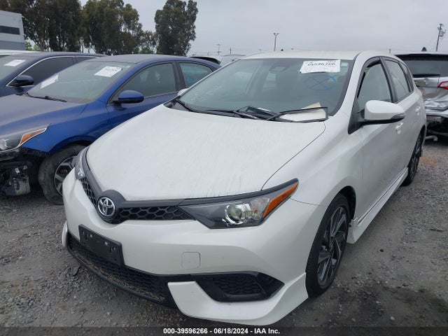 Toyota COROLLA IM 2018 JTNKARJE7JJ554048 Image 2