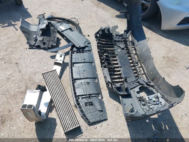 WA1GFCFS8FR000687 Audi Q3 2.0t Premium Plus