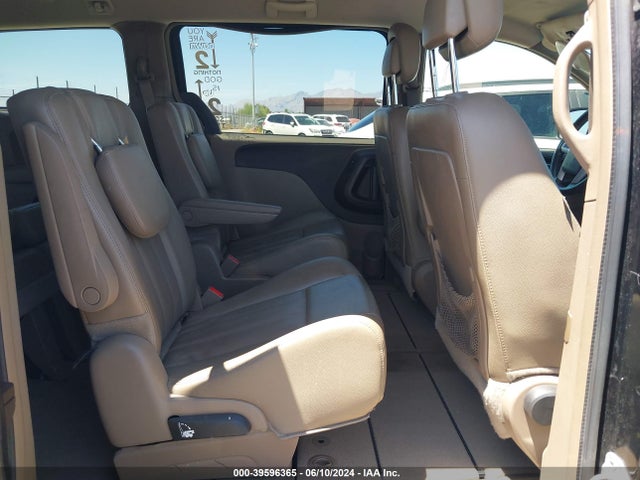 2C4RC1BG9ER271263 Chrysler Town & Country Touring