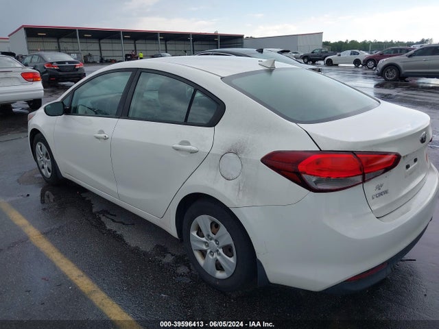 KIA FORTE LX 2017 3KPFK4A79HE119806 Image 3