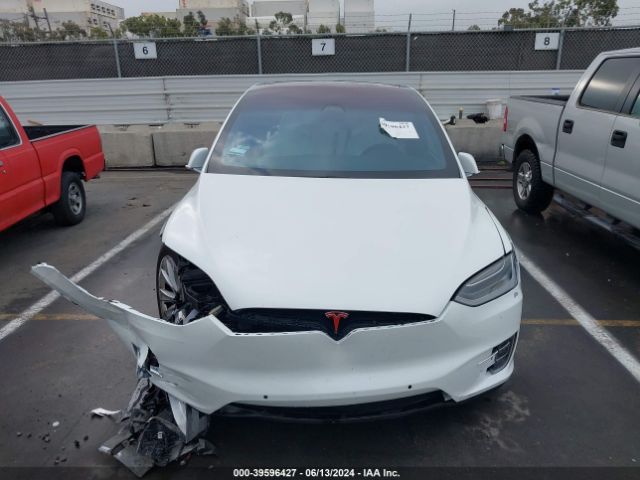 5YJXCAE28KF149590 Tesla Model X 100d/75d/long Range