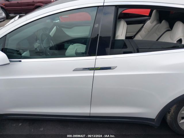 5YJXCAE28KF149590 Tesla Model X 100d/75d/long Range