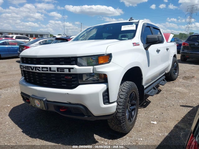 Chevrolet Silverado 1500 Custom Trail Boss 2019 1GCPYCEF5KZ276937 Image 2
