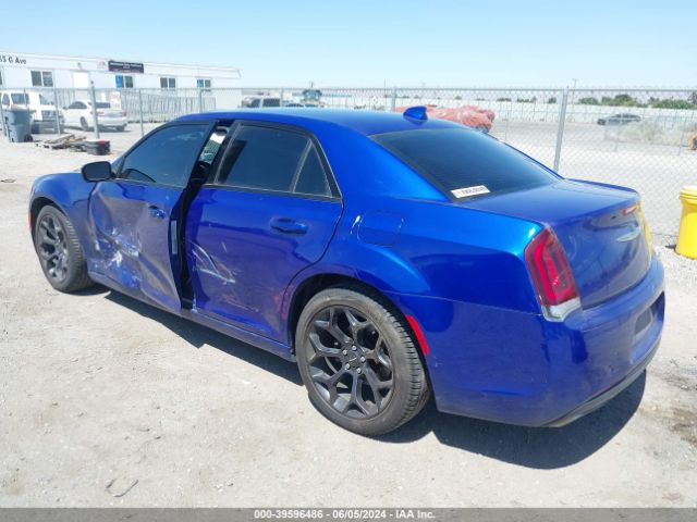 2C3CCABG9KH689429 Chrysler 300 300s