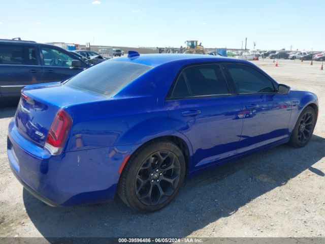 2C3CCABG9KH689429 Chrysler 300 300s