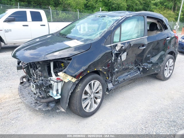 Buick Encore Preferred 2018 KL4CJASB4JB668186 Image 2