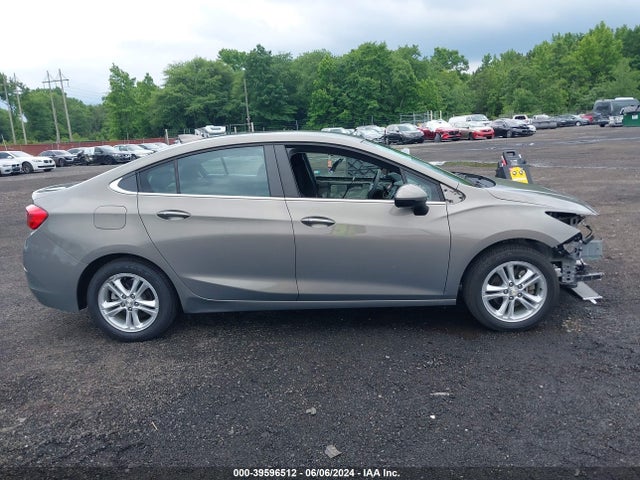 Chevrolet Cruze Lt Auto 2018 1G1BE5SM0J7205049 Image 13