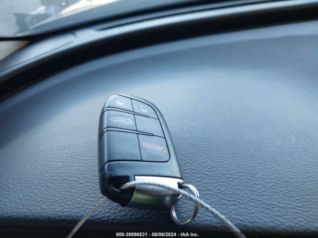 1C3CCCAB2FN533098 Chrysler 200 Limited