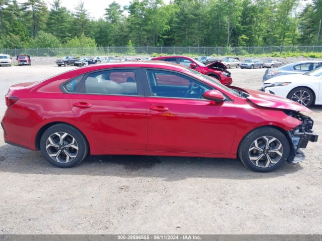 3KPF24AD8LE160944 KIA Forte Lxs