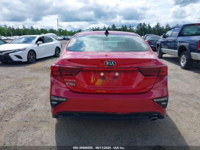 3KPF24AD8LE160944 KIA Forte Lxs