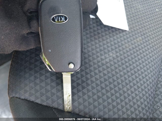 KIA SOUL LX 2020 KNDJ23AUXL7071977 Image 11