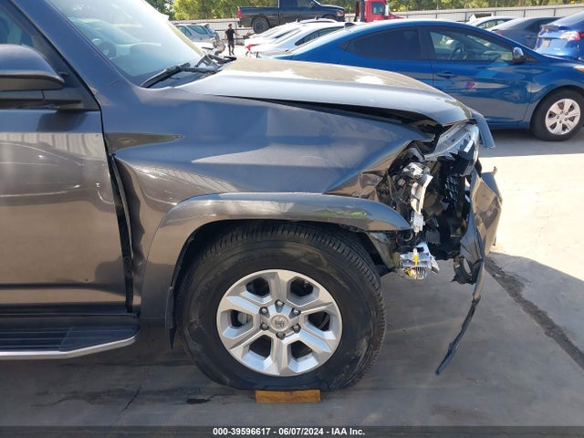 Toyota 4runner Sr5 Premium 2021 JTEFU5JR2M5234797 Image 17