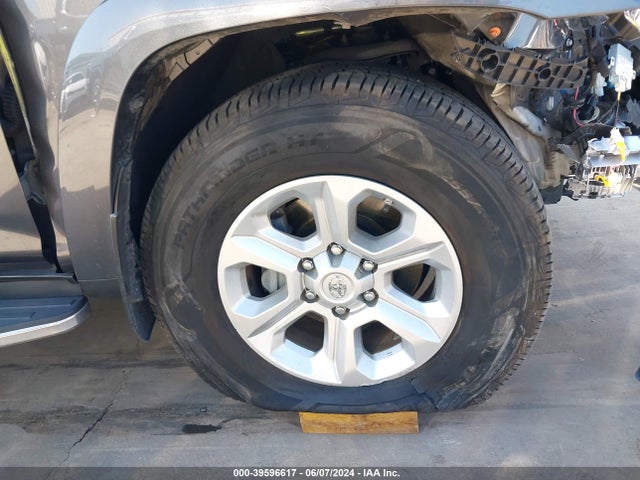 Toyota 4runner Sr5 Premium 2021 JTEFU5JR2M5234797 Image 18