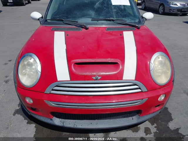2005 MINI COOPER S WMWRE33525TL11417 Photo 5