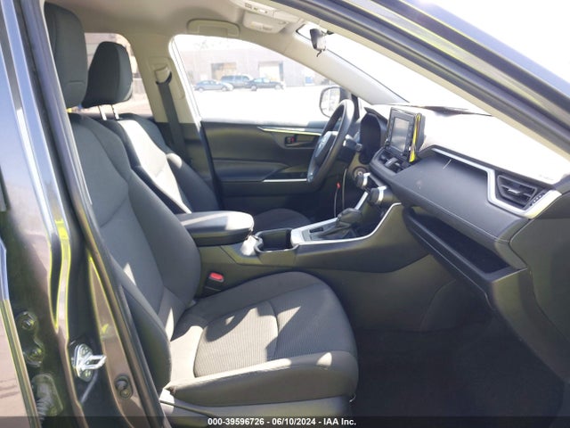Toyota RAV4 LE 2022 2T3F1RFV8NC257393 Image 5