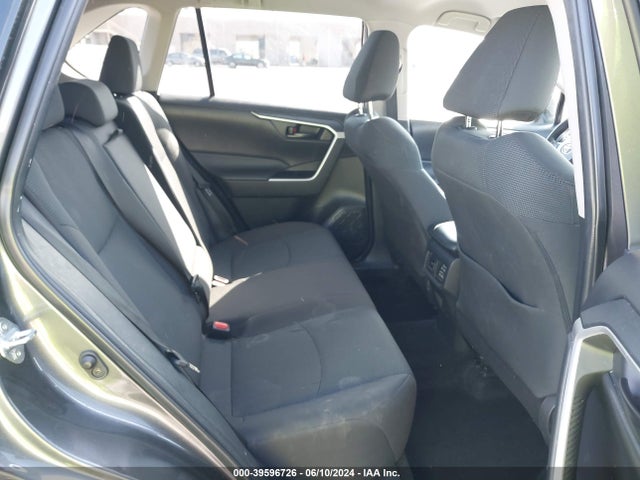 Toyota RAV4 LE 2022 2T3F1RFV8NC257393 Image 8