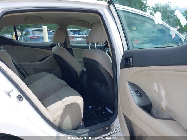 KIA Optima Lx 2014 KNAGM4A73E5458810 Image 8
