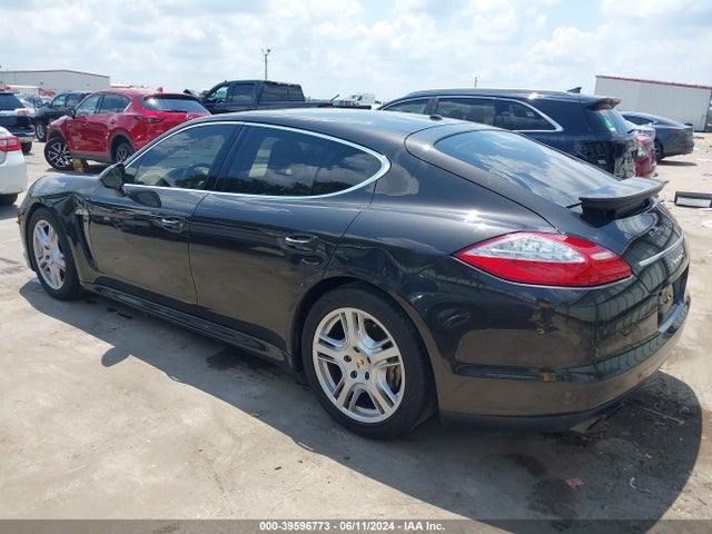 2011 PORSCHE PANAMERA WP0AB2A72BL060241 Photo 2