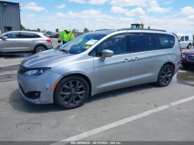 2C4RC1EG6JR165231 Chrysler Pacifica Touring L Plus