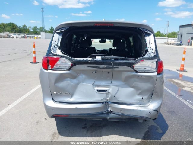 2C4RC1EG6JR165231 Chrysler Pacifica Touring L Plus