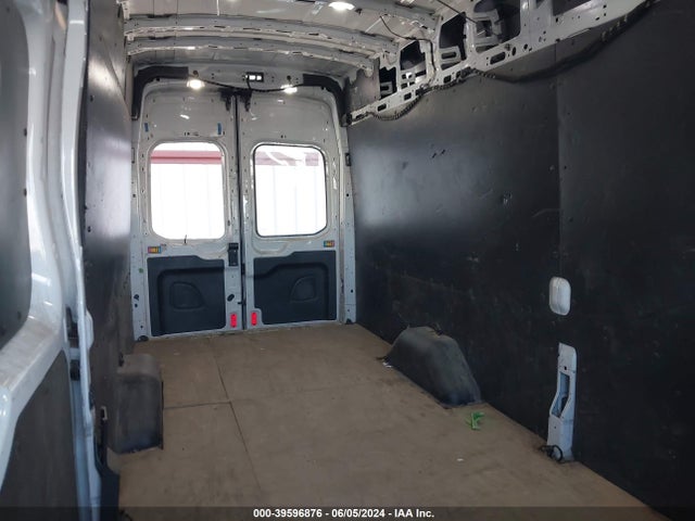 Ford Transit-250 2018 1FTYR3XM8JKA43641 Image 8