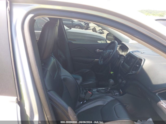 1C4PJLLB2KD395773 Jeep Cherokee Latitude Plus Fwd