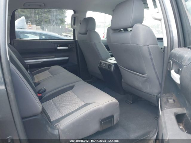 5TFDW5F11EX341886 Toyota Tundra Sr5 5.7l V8