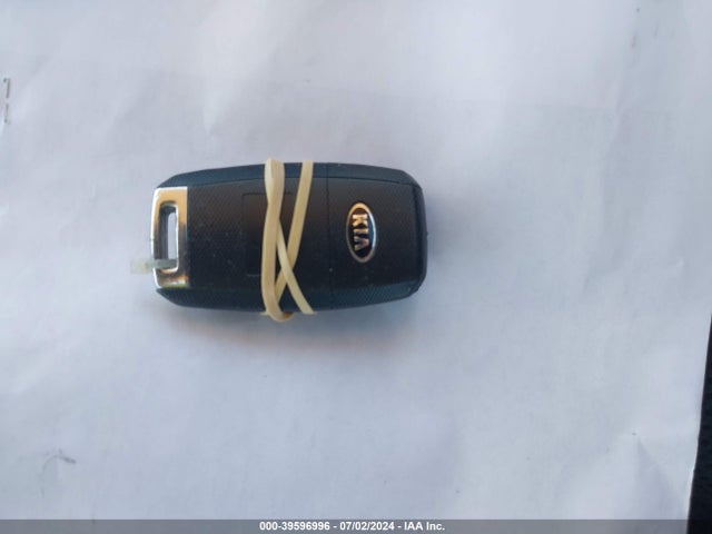 KIA SOUL + 2016 KNDJP3A51G7829298 Image 11