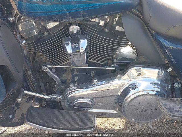 2020 HARLEY-DAVIDSON FLHTCUTG 1HD1MAF19LB854779 Photo 8