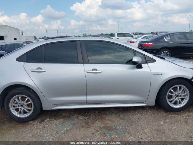 JTDEAMDE2MJ031959 Toyota Corolla Hybrid Le
