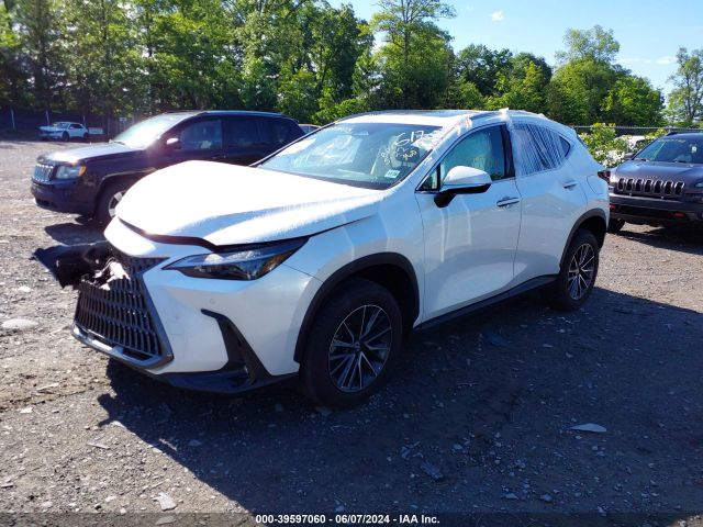 2T2GGCEZ3RC046231 Lexus Nx 350 Premium