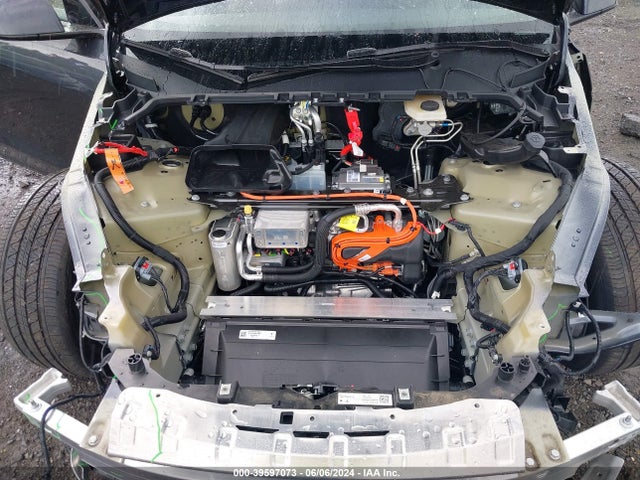 2024 TESLA MODEL Y 7SAYGAEE8RF059937 Photo 9