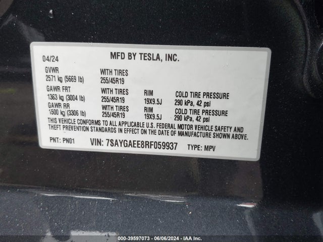 2024 TESLA MODEL Y 7SAYGAEE8RF059937 Photo 8