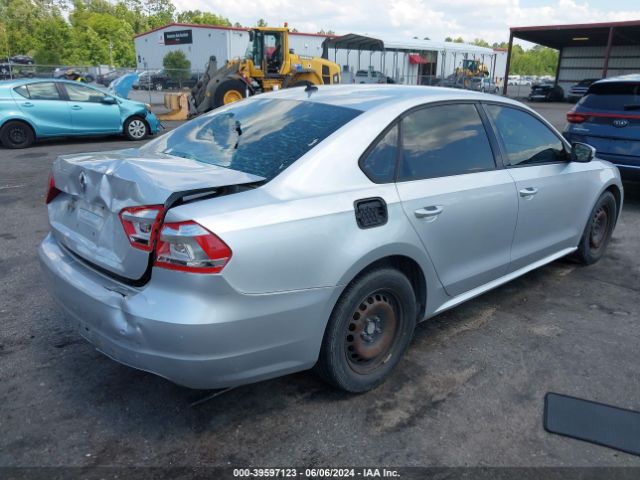1VWAP7A30EC011889 Volkswagen Passat 2.5l S