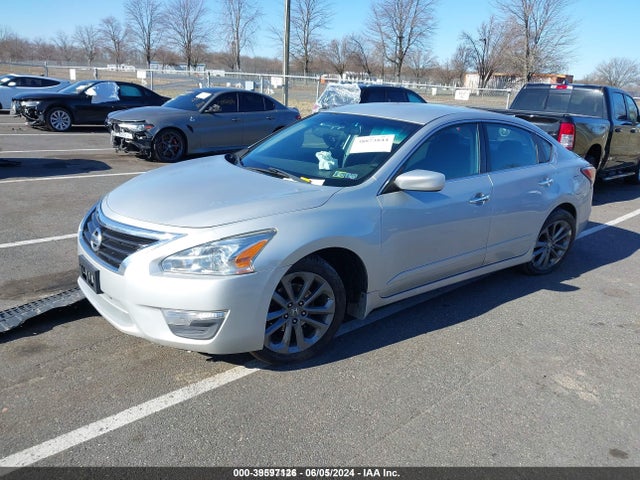 Nissan Altima 2.5 S 2015 1N4AL3AP5FN356227 Image 2