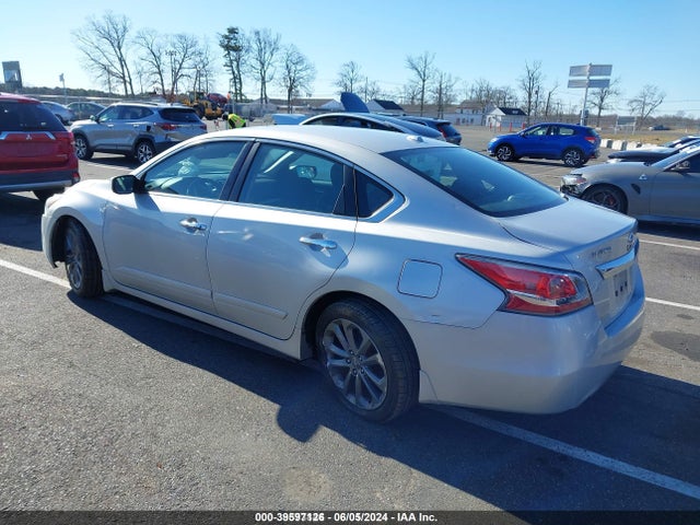 Nissan Altima 2.5 S 2015 1N4AL3AP5FN356227 Image 3
