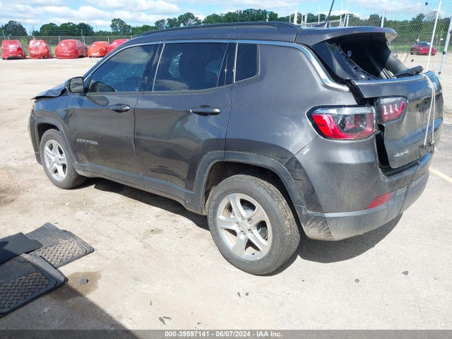 Jeep Compass Latitude 4x4 2024 3C4NJDBN2RT586140 Image 3