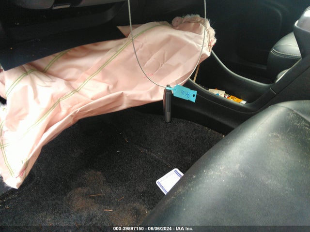 Toyota Prius V Four 2017 JTDZN3EU6HJ064085 Image 11