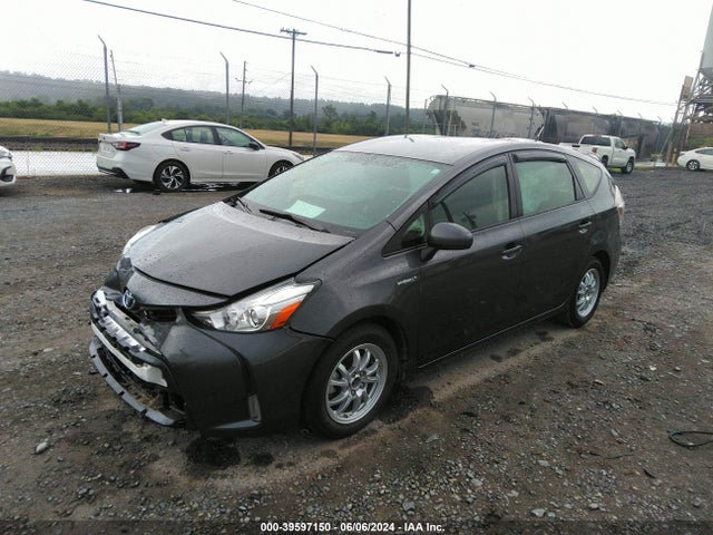 Toyota Prius V Four 2017 JTDZN3EU6HJ064085 Image 2