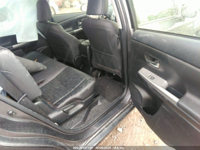 Toyota Prius V Four 2017 JTDZN3EU6HJ064085 Image 8