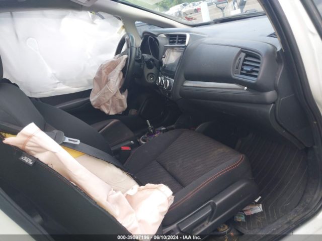 3HGGK5G61JM731973 Honda Fit Sport