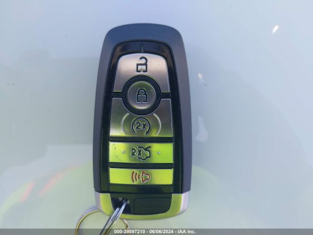 3FA6P0D99JR206648 Ford Fusion Titanium